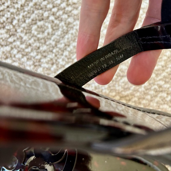 Tory Burch Miller Tortoise Sandals - Picture 10 of 10